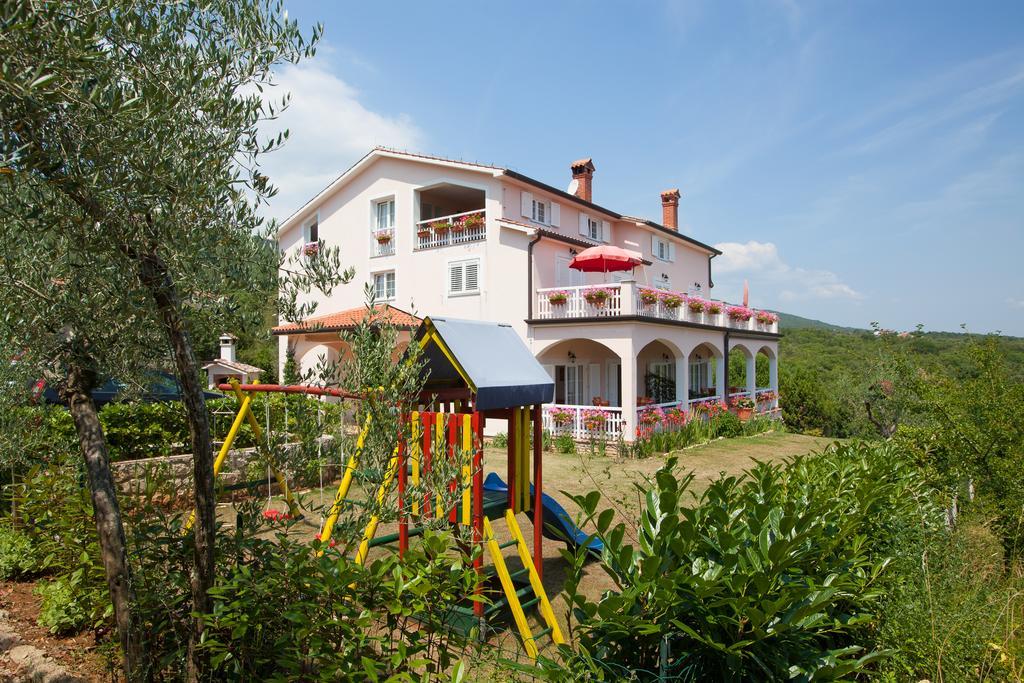 Villa Lidija